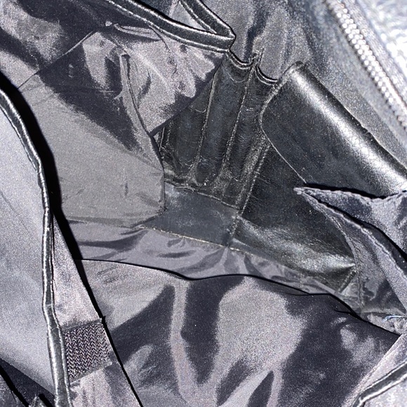 Black vinyl computer shoulder bag- gently used. - Picture 11 of 13